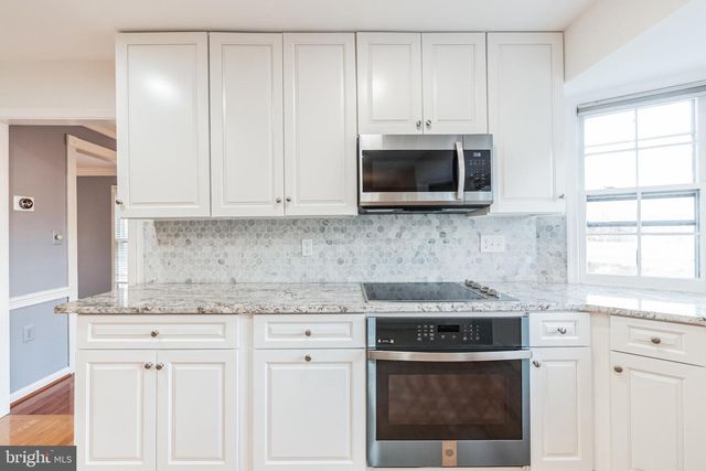 14524 PEBBLEWOOD DR, North Potomac, MD 20878