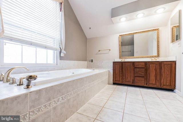 14524 PEBBLEWOOD DR, North Potomac, MD 20878