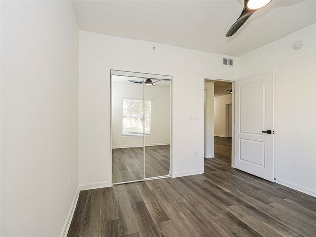 5090 FAIRWAYS Circle H 206, Vero Beach, FL 32967