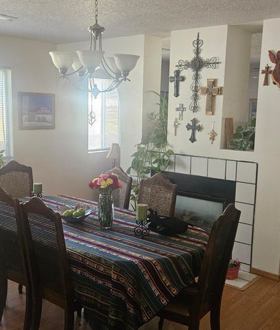 3221 Colmor Meadows Drive NE, Rio Rancho, NM 87144