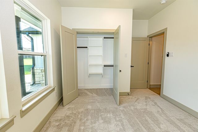 201 Grandview Street, Cleburne, TX 76031