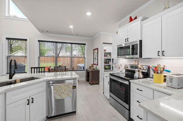 2 Cannich Circle, Bella Vista, AR 72715