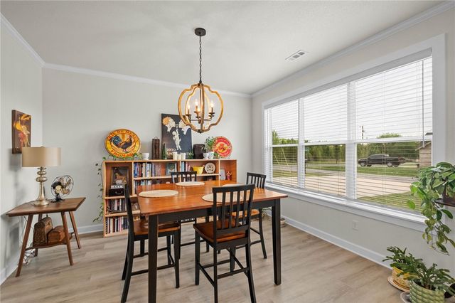 2 Cannich Circle, Bella Vista, AR 72715