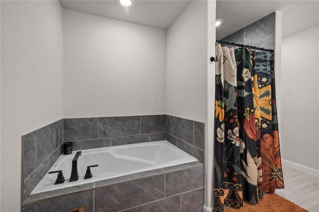 2 Cannich Circle, Bella Vista, AR 72715