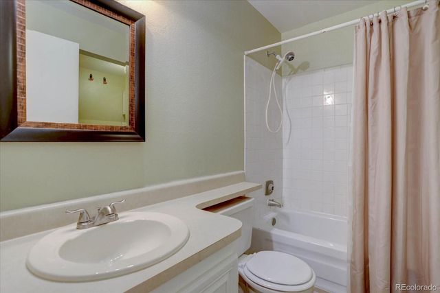 3494 S Eagle Street 202, Aurora, CO 80014