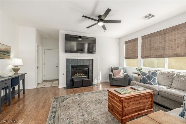 637 Jade Cliffs Lane, Las Vegas, NV 89144