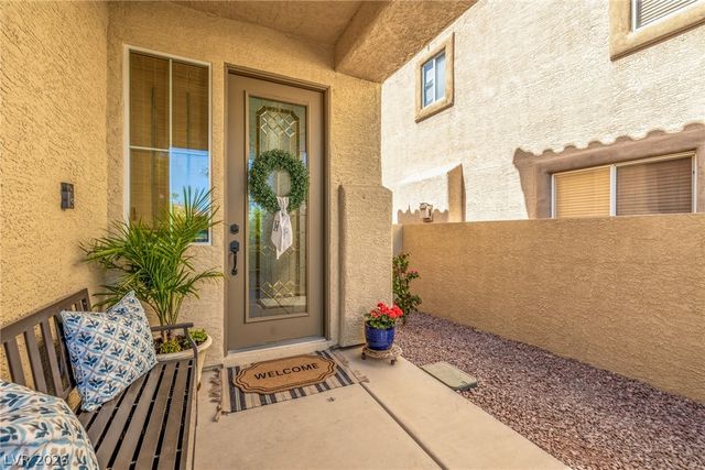 637 Jade Cliffs Lane, Las Vegas, NV 89144