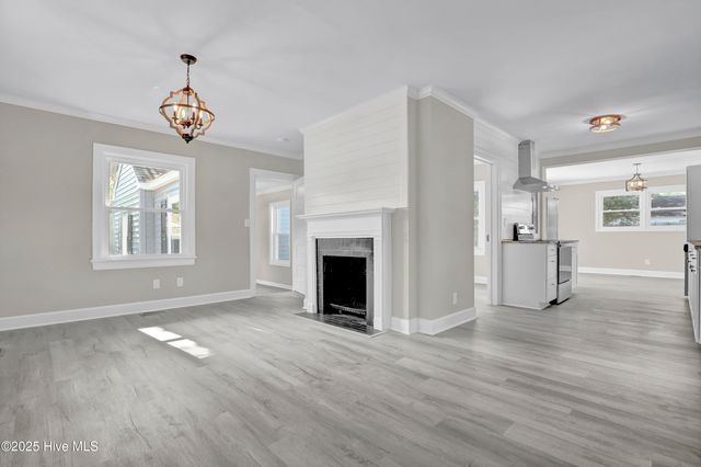 317 Brentwood Avenue, Jacksonville, NC 28540