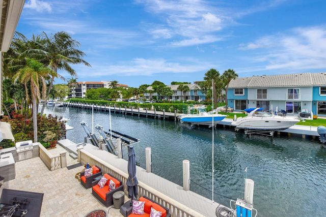 857 Havana Drive, Boca Raton, FL 33487