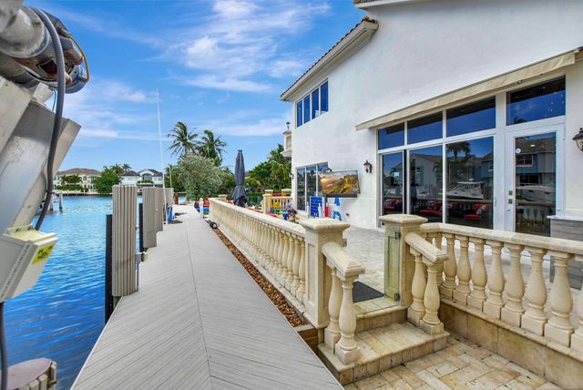 857 Havana Drive, Boca Raton, FL 33487