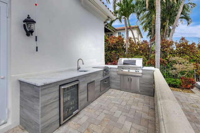 857 Havana Drive, Boca Raton, FL 33487
