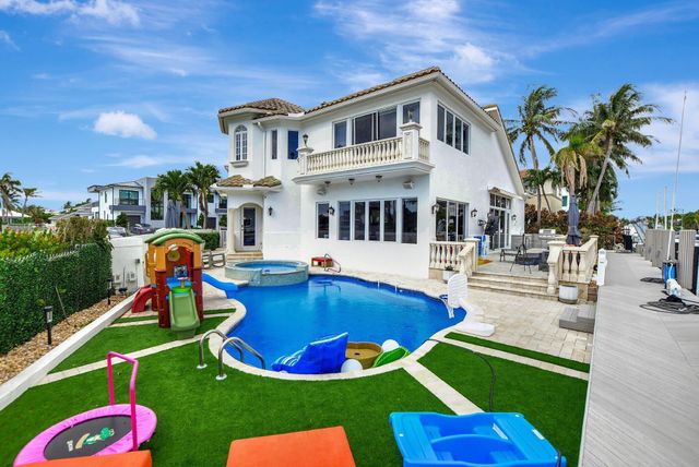 857 Havana Drive, Boca Raton, FL 33487