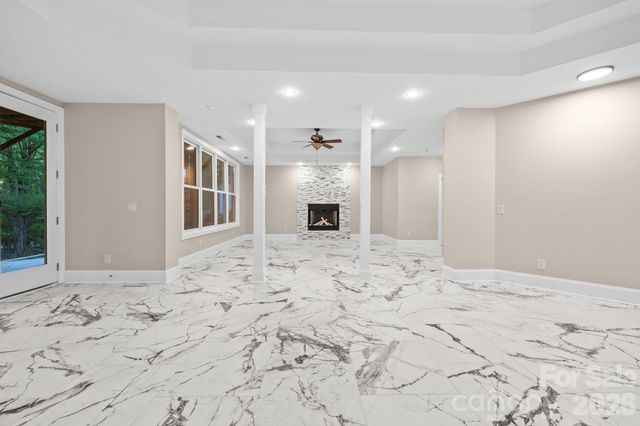 107 Mcauley Court, Mooresville, NC 28117