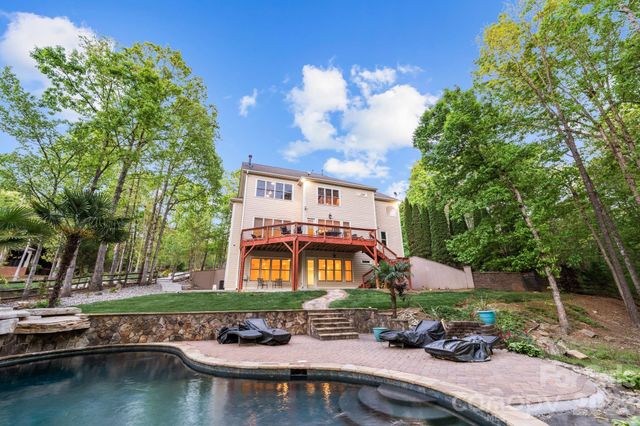 107 Mcauley Court, Mooresville, NC 28117