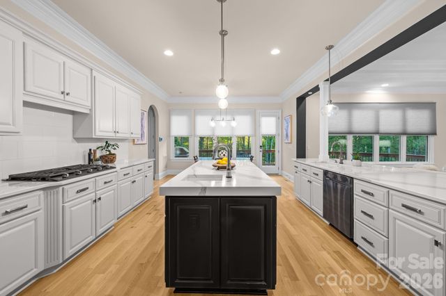 107 Mcauley Court, Mooresville, NC 28117