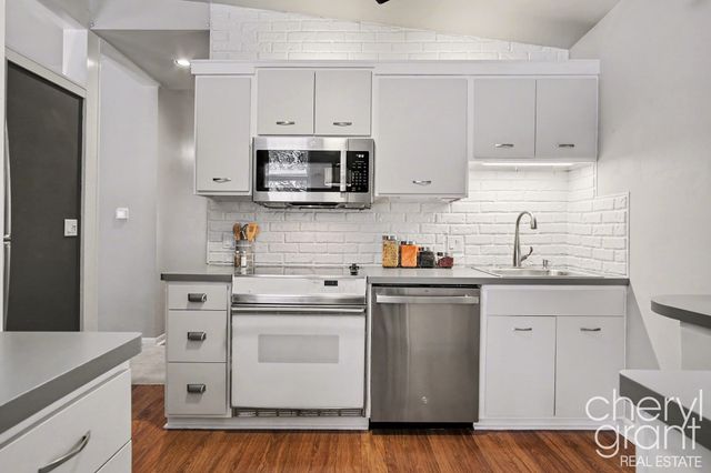 1508 Pinecrest Avenue SE, Grand Rapids, MI 49506