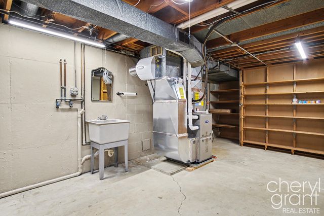 1508 Pinecrest Avenue SE, Grand Rapids, MI 49506