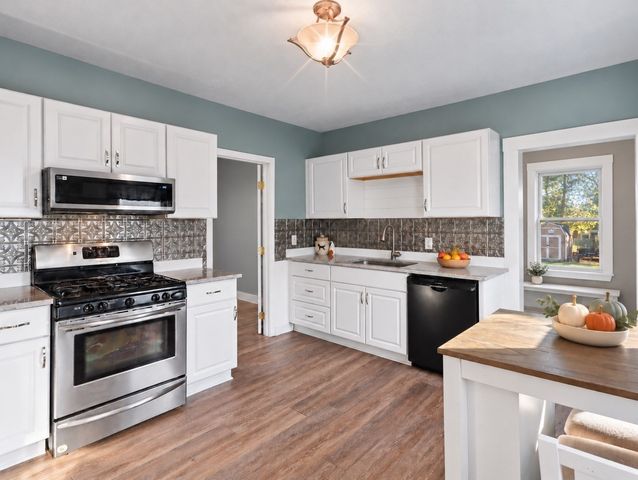 30 Baldwin Street, Easton, MA 02356