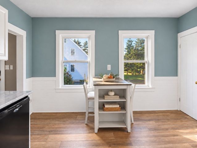 30 Baldwin Street, Easton, MA 02356