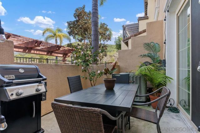 2443 Longstaff Ct., San Marcos, CA 92078