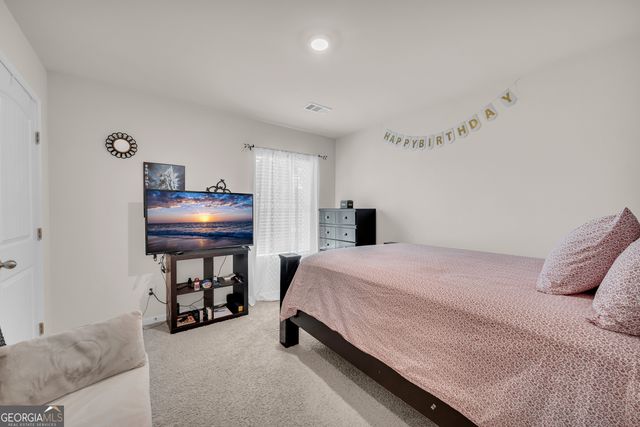 135 Starbuck Parkway, Pendergrass, GA 30567