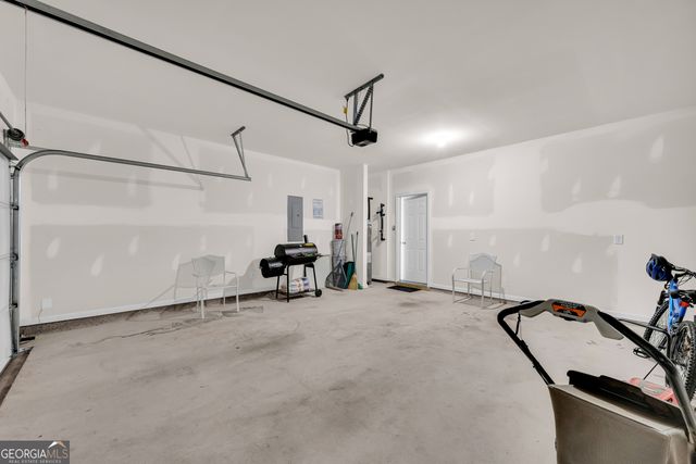 135 Starbuck Parkway, Pendergrass, GA 30567