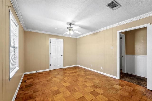 111 Irvin Street, Lake Charles, LA 70605