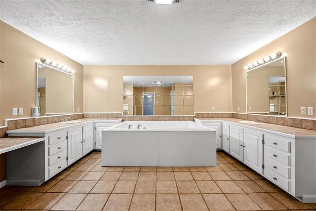 111 Irvin Street, Lake Charles, LA 70605