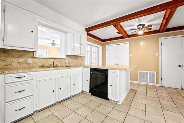 111 Irvin Street, Lake Charles, LA 70605