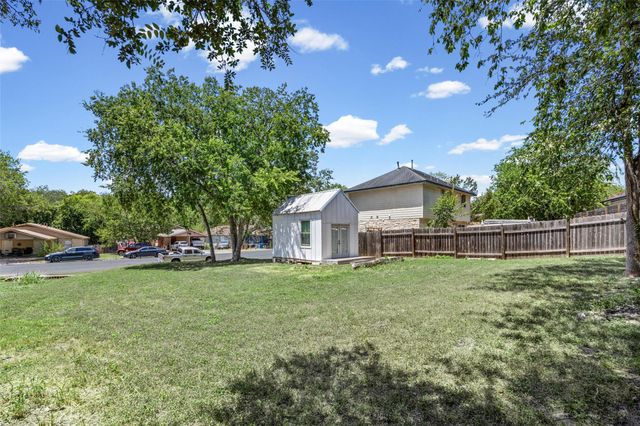 5706 Spring Meadow RD, Austin, TX 78744