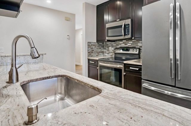 349 NW 94th Terrace, Plantation, FL 33324