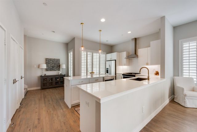 2107 Bennett Avenue 10, Dallas, TX 75206