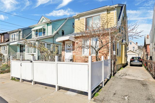 88-37 187th Street, Hollis, NY 11423