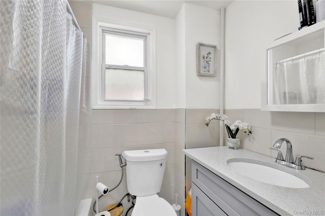 88-37 187th Street, Hollis, NY 11423