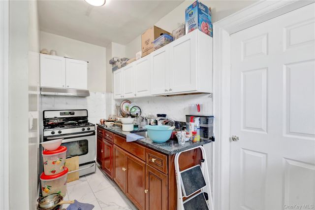 88-37 187th Street, Hollis, NY 11423