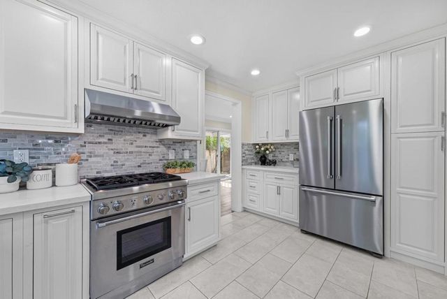 961 Channing Avenue, Palo Alto, CA 94301