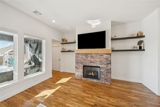 27712 E 107th Street S, Coweta, OK 74429