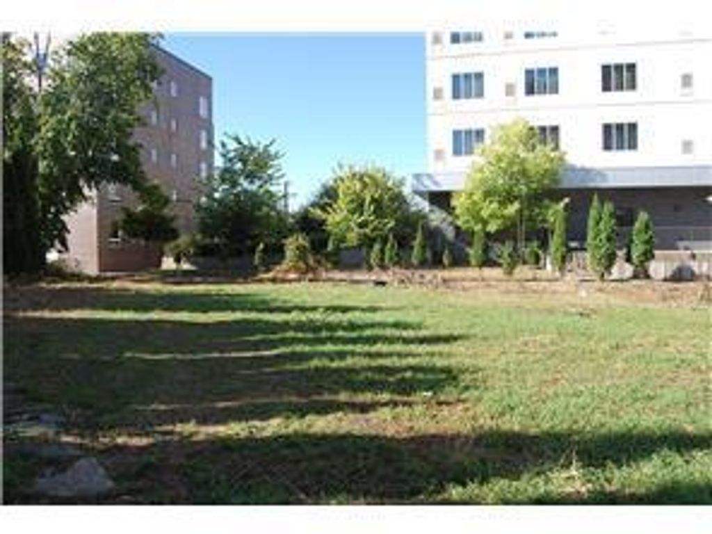 2530 Essex Street SE, Minneapolis, MN 55414