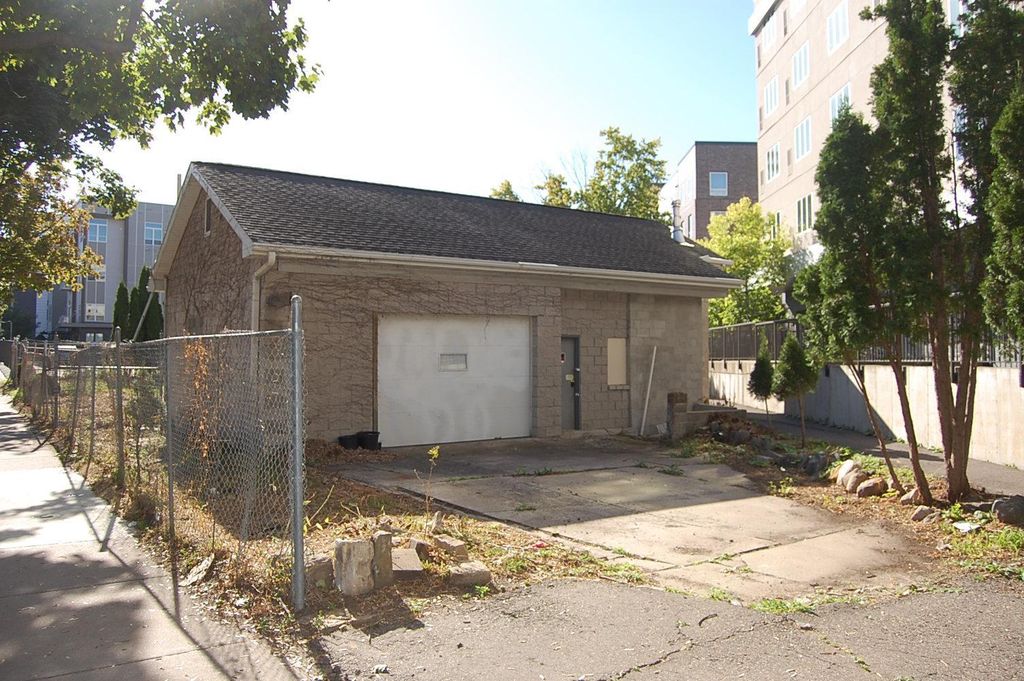 2530 Essex Street SE, Minneapolis, MN 55414 — photo 4