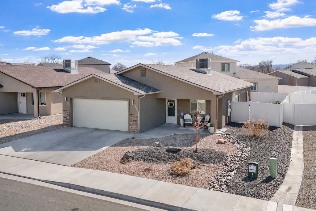 2883 Presley Avenue, Grand Junction, CO 81501