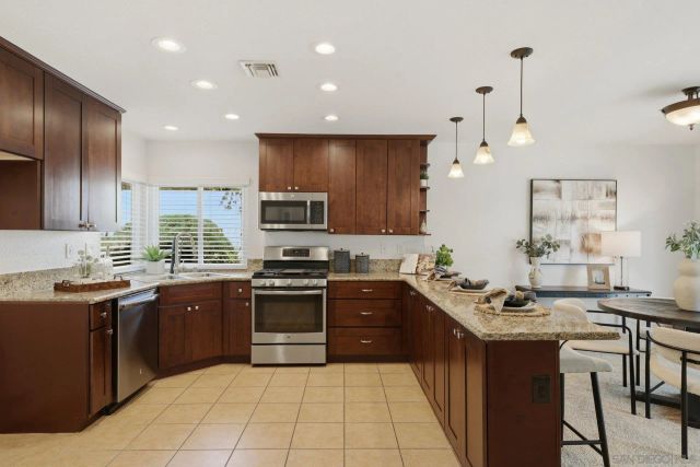 4245 Dawn, Oceanside, CA 92056