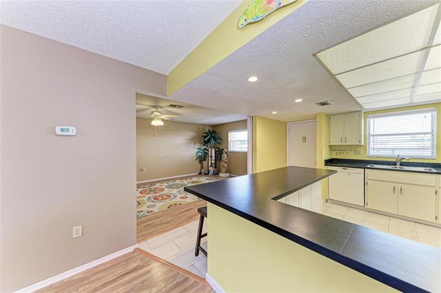 3983 MACEACHEN BOULEVARD 434, Sarasota, FL 34233