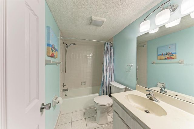 3983 MACEACHEN BOULEVARD 434, Sarasota, FL 34233