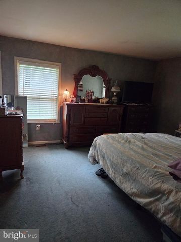 719 NUTMEG ST., Browns Mills, NJ 08015