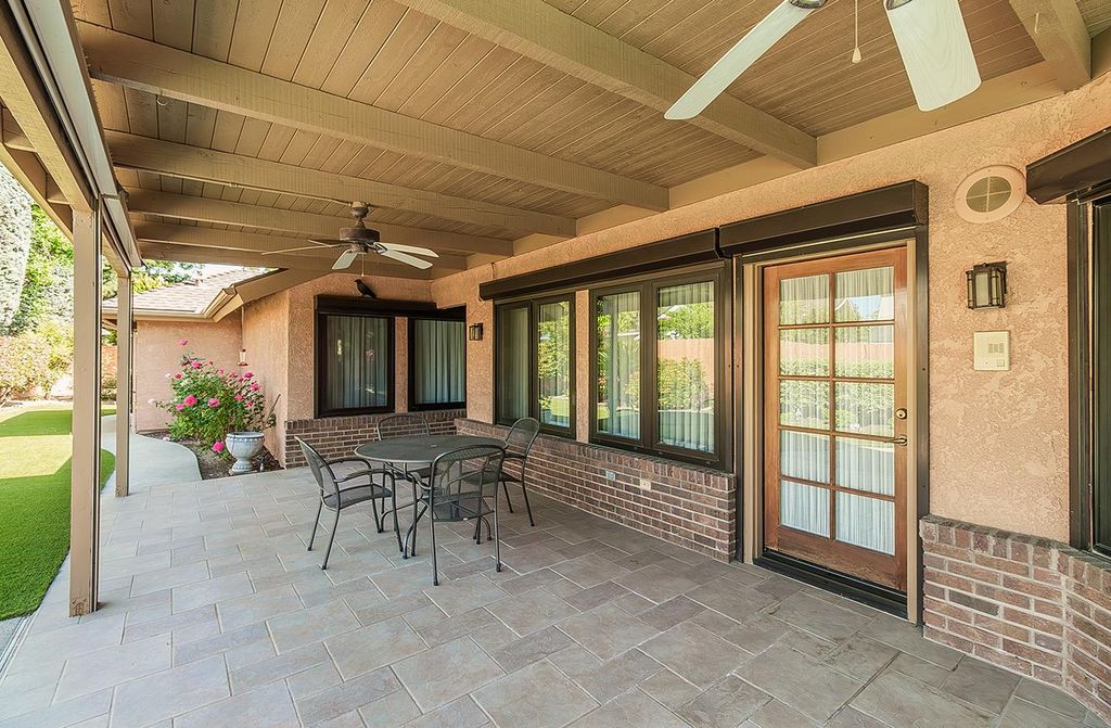 Image 39 of property listing at 7355 N Pacific Avenue, Fresno, CA 93711