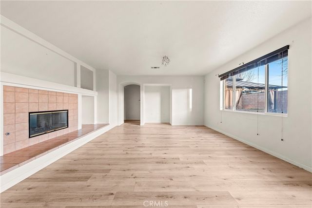 4660 Spice, Lancaster, CA 93536