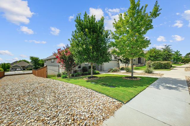68 Rancho TRL, Georgetown, TX 78628