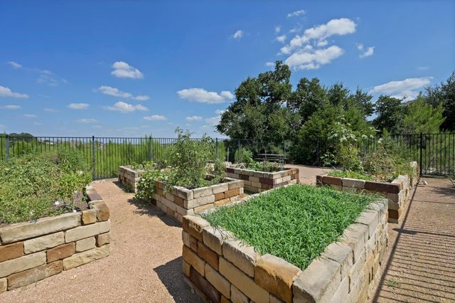 68 Rancho TRL, Georgetown, TX 78628