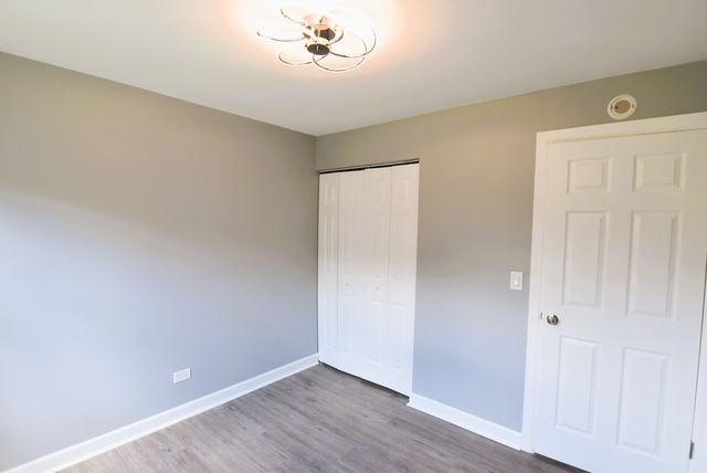 1305 Bamburg Court C, Hanover Park, IL 60133