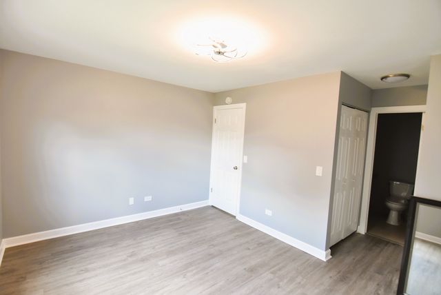 1305 Bamburg Court C, Hanover Park, IL 60133